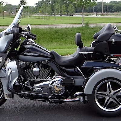 H-D-Dresser-Midnight-PearlSilver-Painted-Classic-9