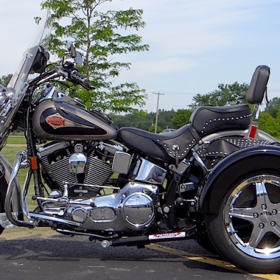 H-D-Softail-Heritage-Classic-FLSTC-Classic-Black13