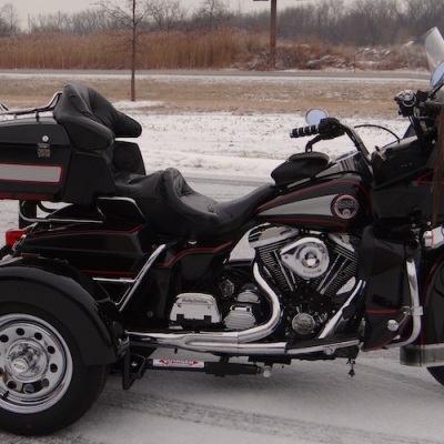 H-D-Ultra-Classic-Black-Classic-Kit-Lightless-Rear-Assembly-13-in-34-copy