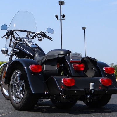 Harley-Davidson-Dyna-Super-Glide-Classic-PTM-Black-15-in-Chrome-7