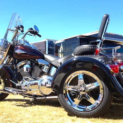 Harley-Davidson-Heritage-Softail-Maroon-Custom-Blk-15-in-1-copy