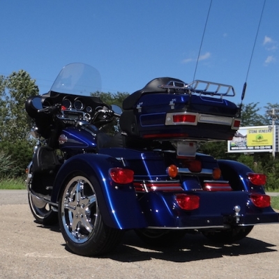 Harley-Davidson-Ultra-Classic-PTM-Blue-Classic-Flared-15-in-Chrome-Reverse-2-copy
