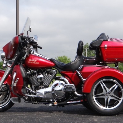 Harley-Davidson-Ultra-Classic-PTM-Candy-Red-Classic-Flared-15-inch-Kool-Mach-Face-Adrian-Loeffelholz-16-copy