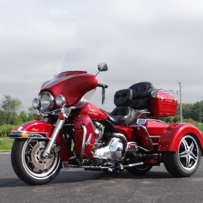Harley-Davidson-Ultra-Classic-PTM-Candy-Red-Classic-Flared-15-inch-Kool-Mach-Face-Adrian-Loeffelholz-6-copy