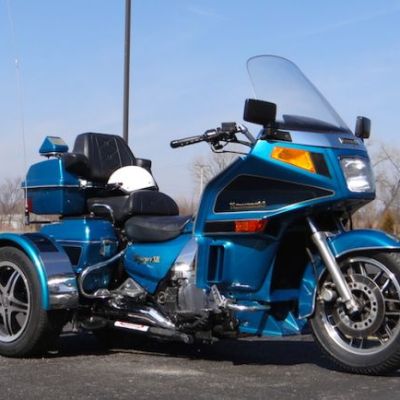 Kawasaki-Voyager-1200-Standard-PTM-Dark-Blue-Light-Blue-15-in-mach-face-19-copy
