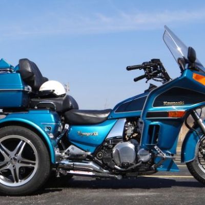 Kawasaki-Voyager-1200-Standard-PTM-Dark-Blue-Light-Blue-15-in-mach-face-24-copy