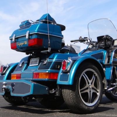 Kawasaki-Voyager-1200-Standard-PTM-Dark-Blue-Light-Blue-15-in-mach-face-tombstone-lights-39-copy