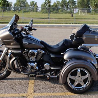Kawasaki-Vulcan-1700-Voyager-Classic-PTM-Silver-Blue-Ridged-Tombstone-15-Kool-Chrome-4-copy