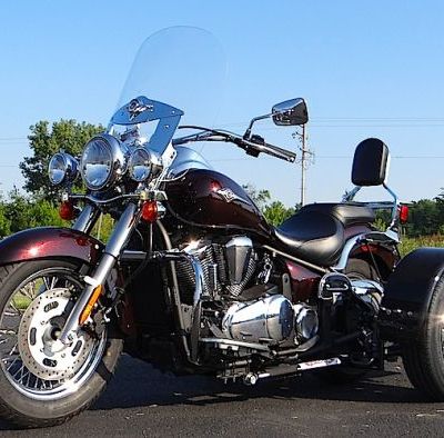 Kawasaki-Vulcan-900-Standard-Blk-13-in-Dark-Maroon-Bike-4
