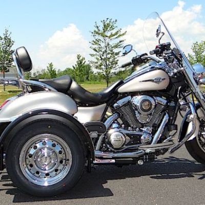 Kawasaki-Vulcan-Nomad-1700-1